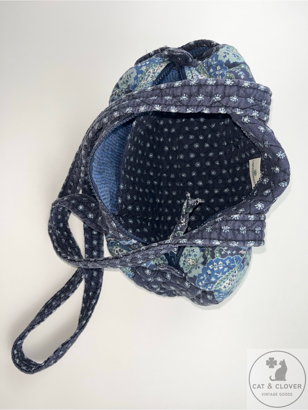 Vera Bradley 2002 Seaport Navy Vintage Duffel Backpack Shoulder Bag 4 Pc Lot - Picture 7 of 16